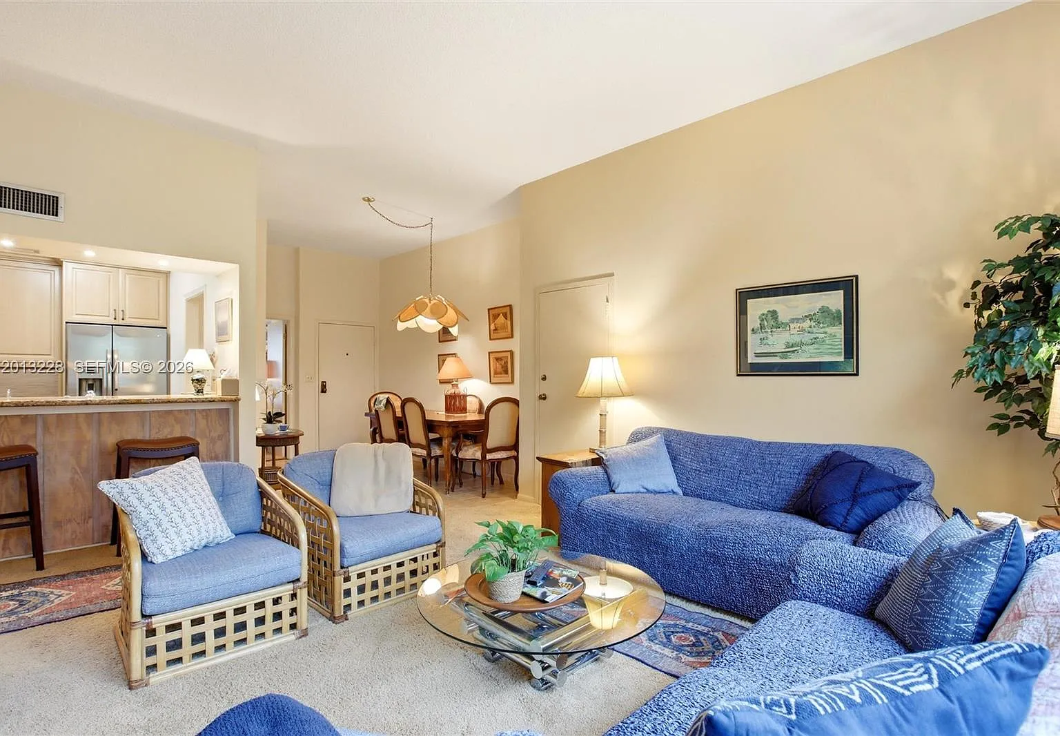 1620 S Ocean Ln #236 Living room as it is today